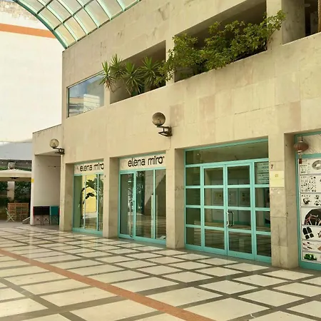 Claire Rose Nocleg ze śniadaniem *