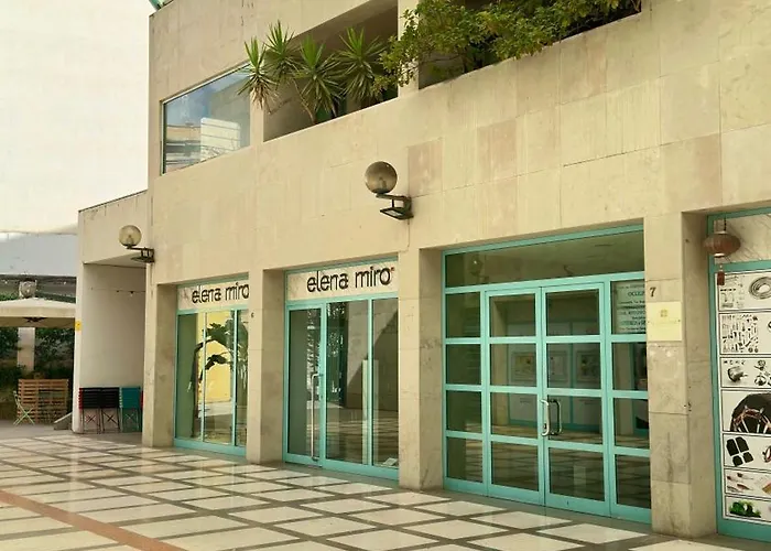 Claire Rose Bed & Breakfast *